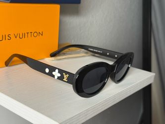 Women sunglasses
