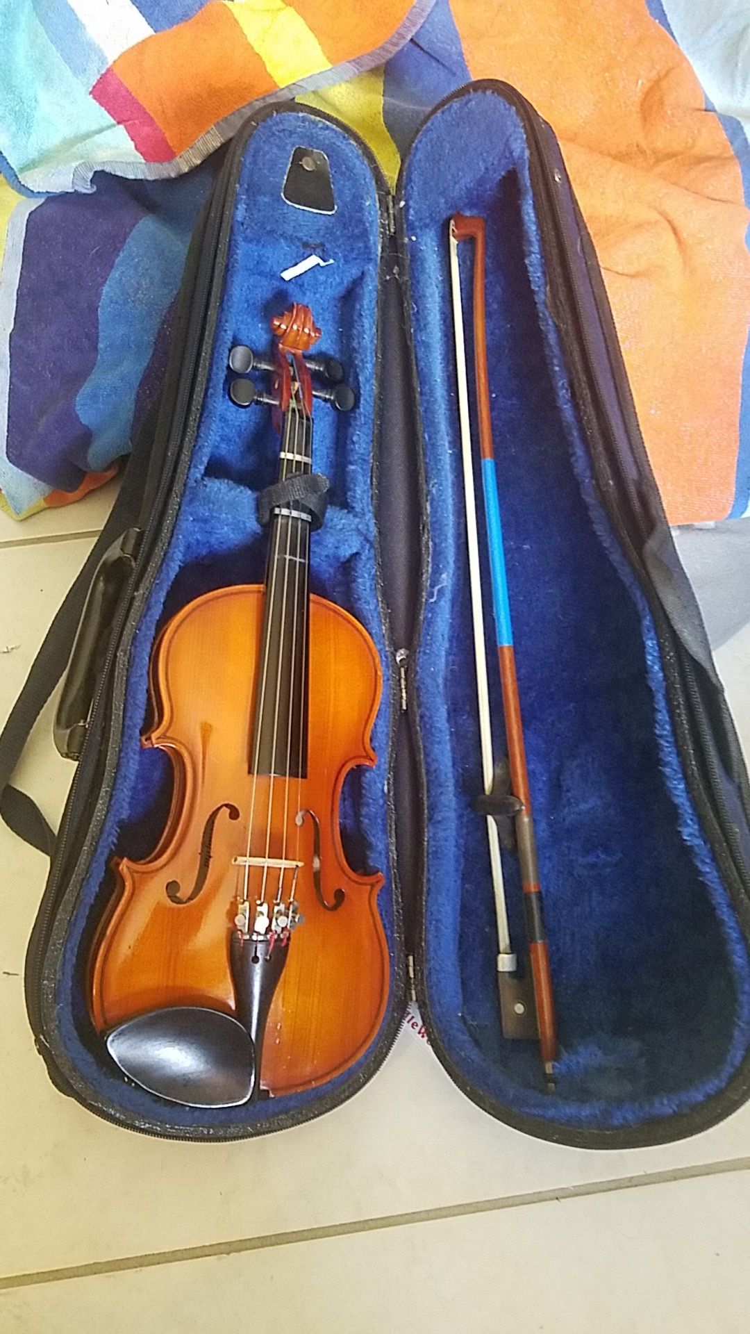 Violin Model 50 1/8 Bellafina