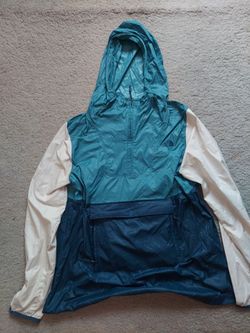Northface windbreaker