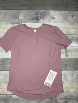 Lululemon tee