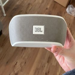 JBL SOUNDFLY BLUETOOTH SPEAKER