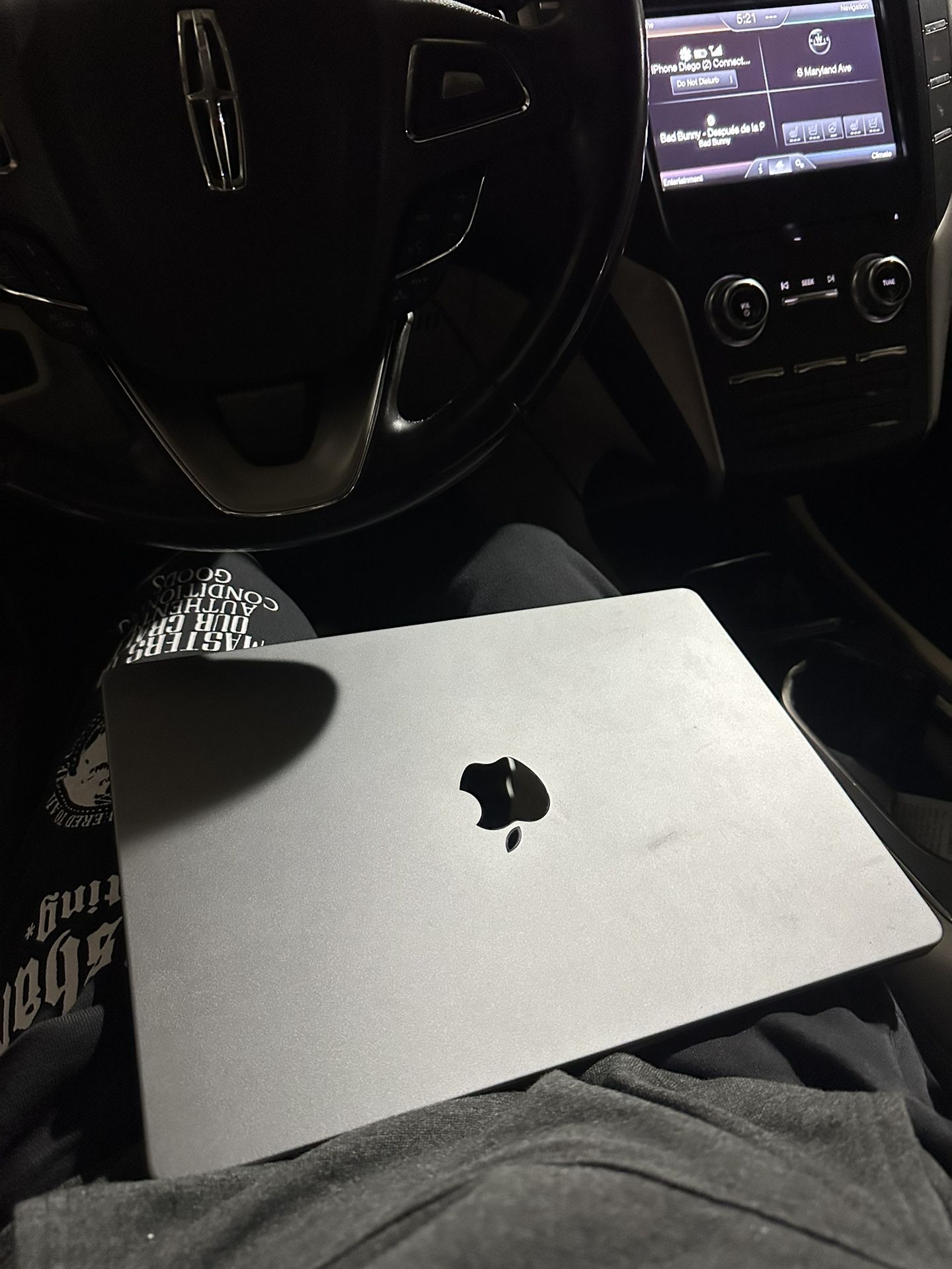 Macbook pro 2023 14β
