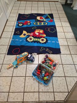 BABY BLANKET SZ 40"×56", 2 PLAY MATS, CARS, MOVING TRUCK SOUNDS AND LIGHTS, CASE SEE DESCRIPTION