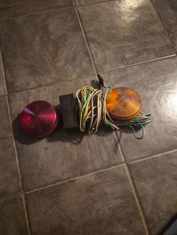 Magnetic tow lights