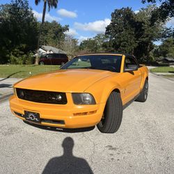 07 Convertible Mustang 