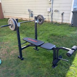 Bench and weight.WEIDER