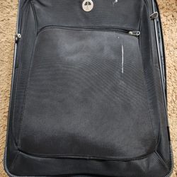 Luggage - Travelpro and Airway Large Suitcases