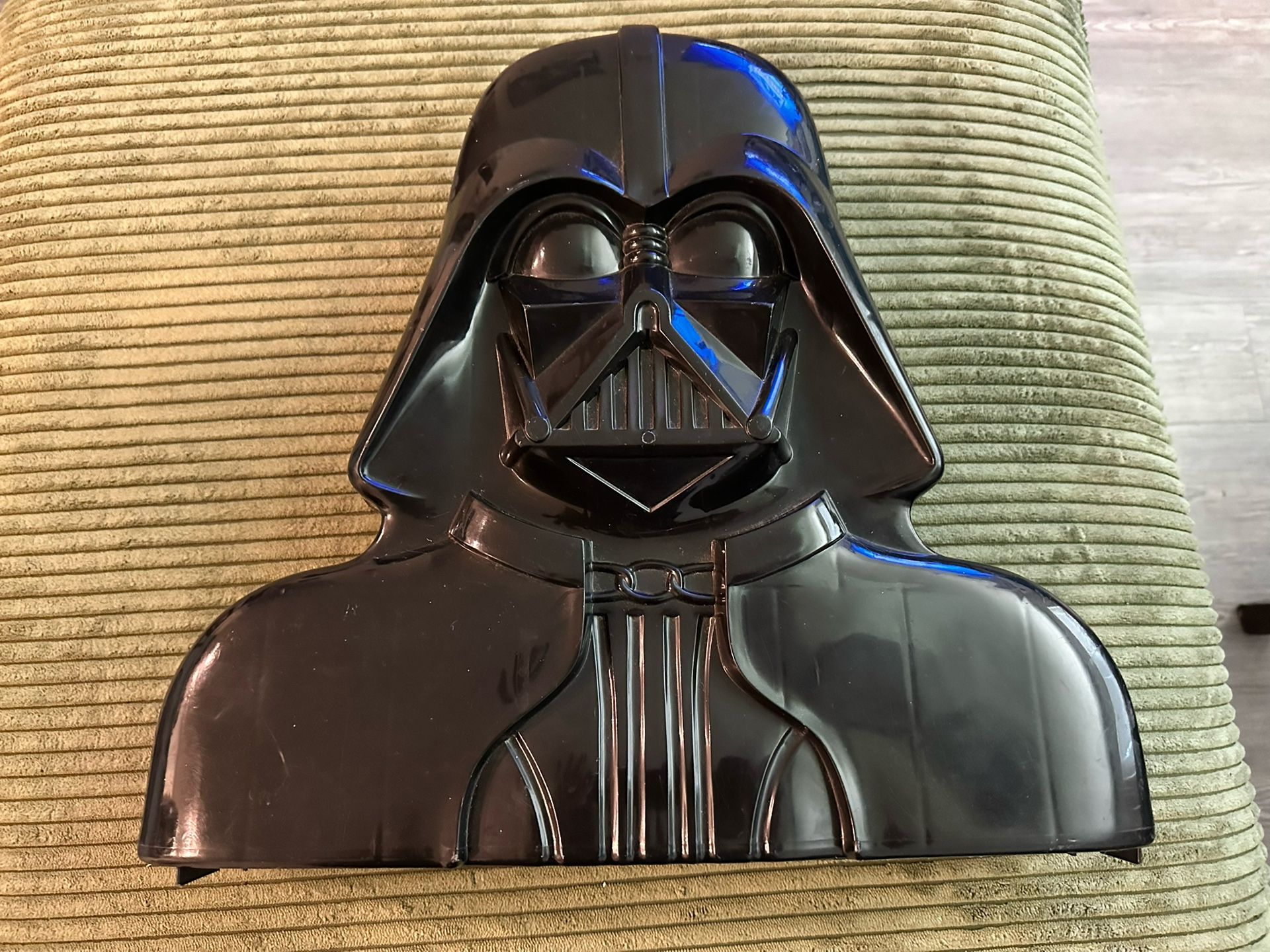 Vintage 1980 Star Wars Darth Vader Figure Case
