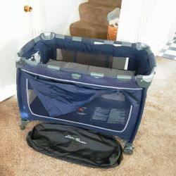 Eddie Bauer Packnplay 