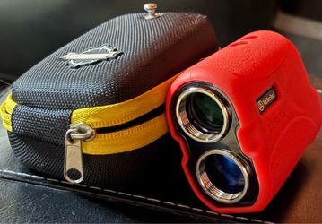 TecTecTec! VPRO500 Golf Rangefinder LIKE NEW  w/ Case!