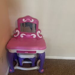 Girls Vanity