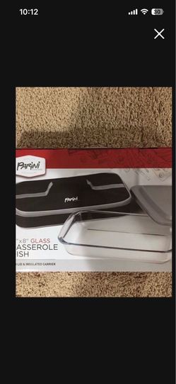 Glass Casserole Dish with lid and insulated carrier
