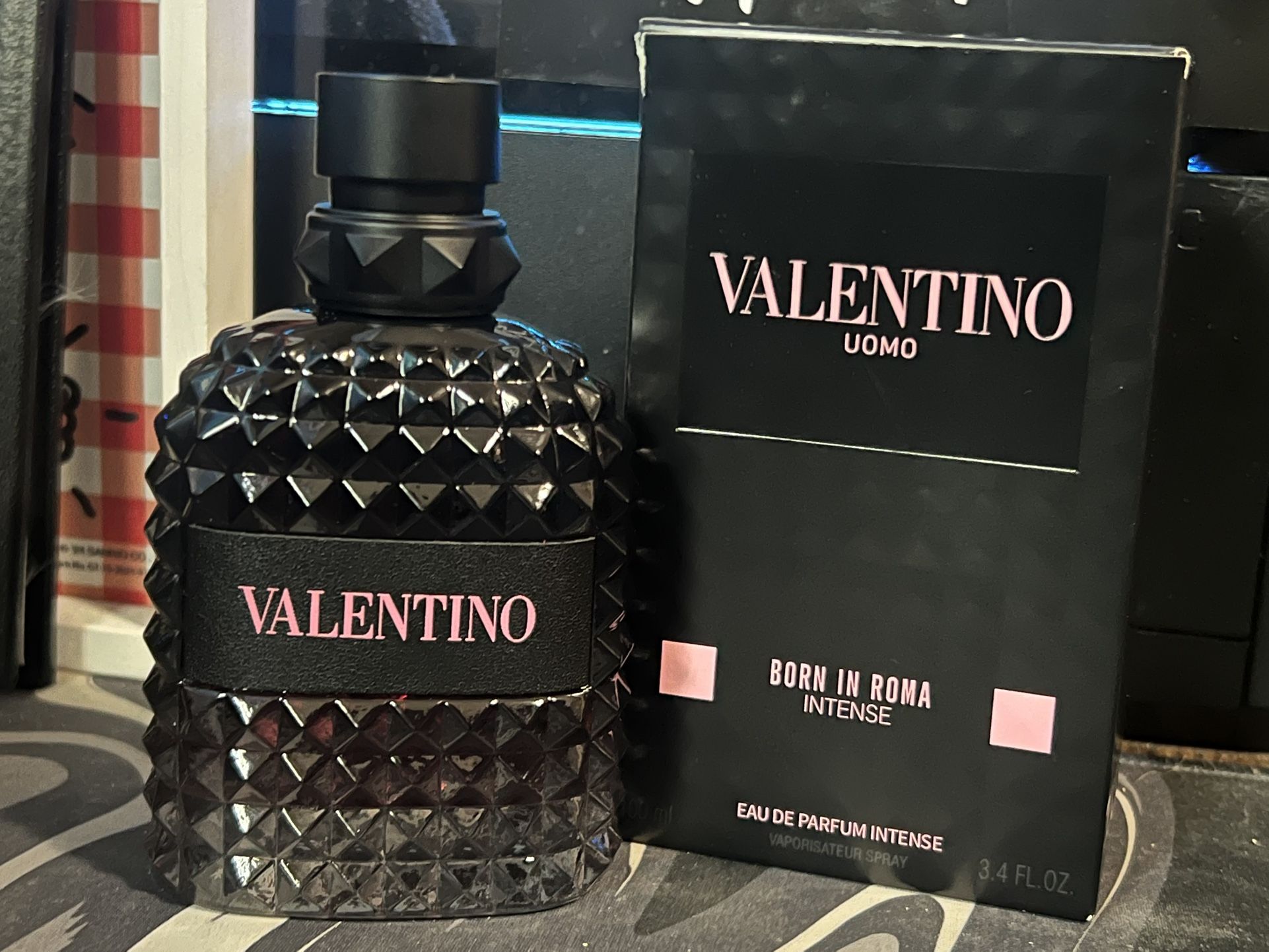 Valentino Uomo Born in Roma Intense