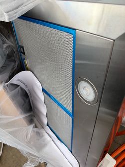 Stainless Steel Range Hood with Mesh Filter