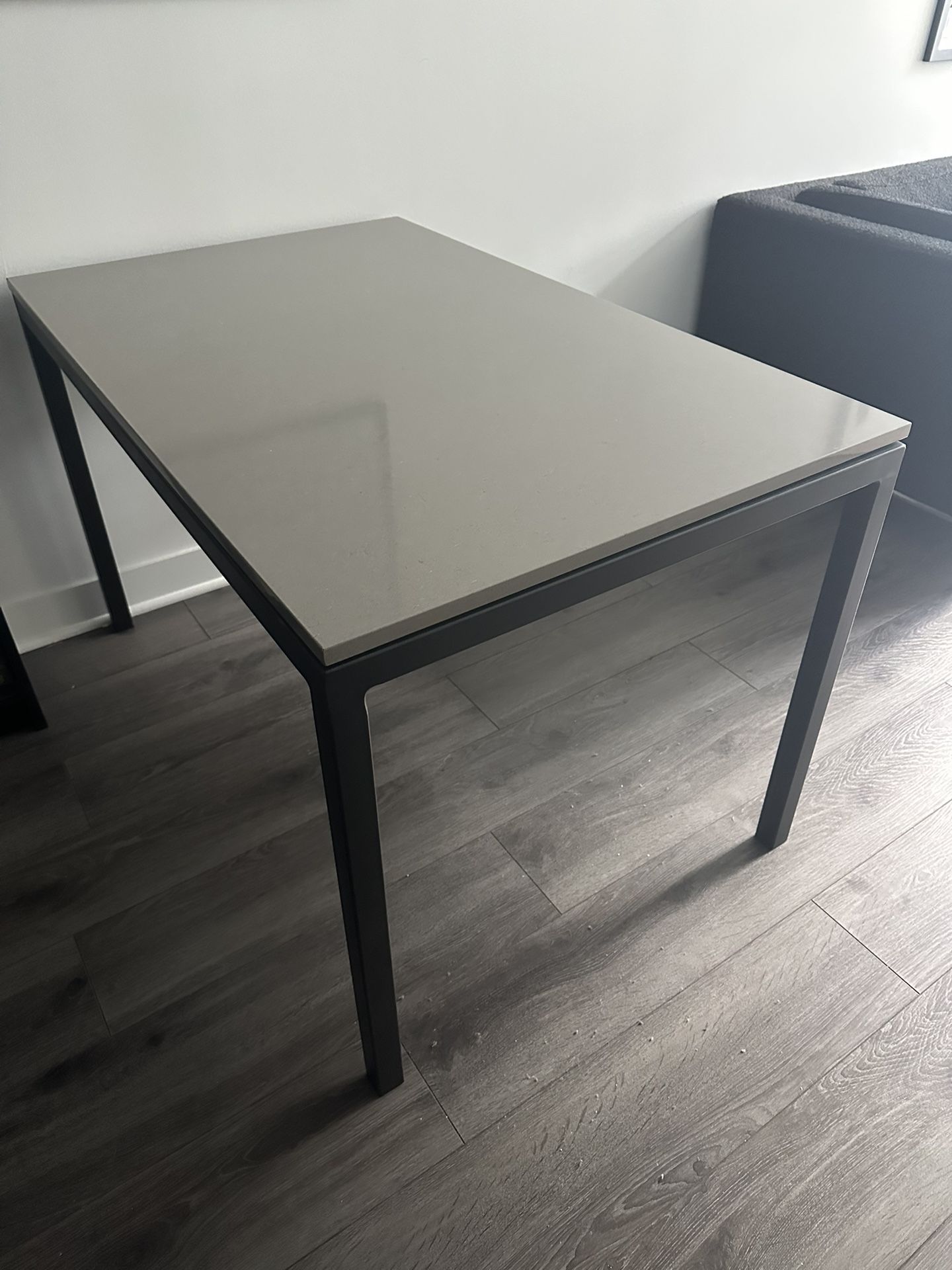 Room & Board Dining Table/Desk 48w 30d 29h - Seats 4-6
