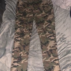 American Eagle Camo Pants