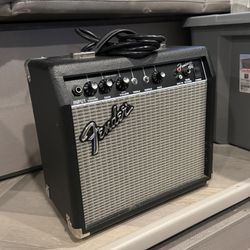 Fender Frontman 15G 15 watt Guitar Amp