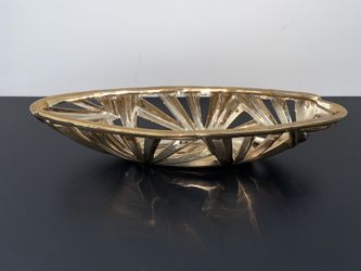 Oval golden color bowl. 17.5”x 6”