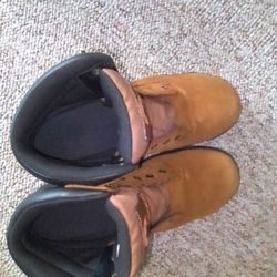 Women's Size 9 Boots