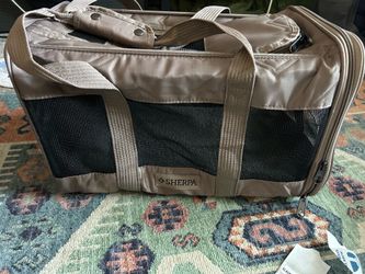 Sherpa Original Deluxe Pet Carrier