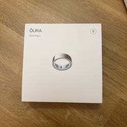 Oura Ring (Size 9 Rose Gold)