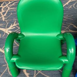 Baseline 7in classroom kid chair