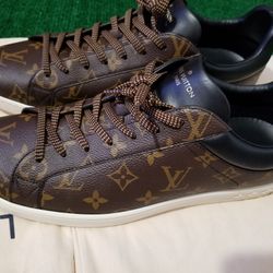 Louis Vuitton Luxembourg Sneaker Size 11.5 US Mens With Receipt and all paperwork