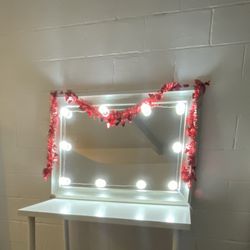 Vanity Mirror With 3 Light Dimmer
