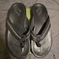 Olukai Leather Sandals