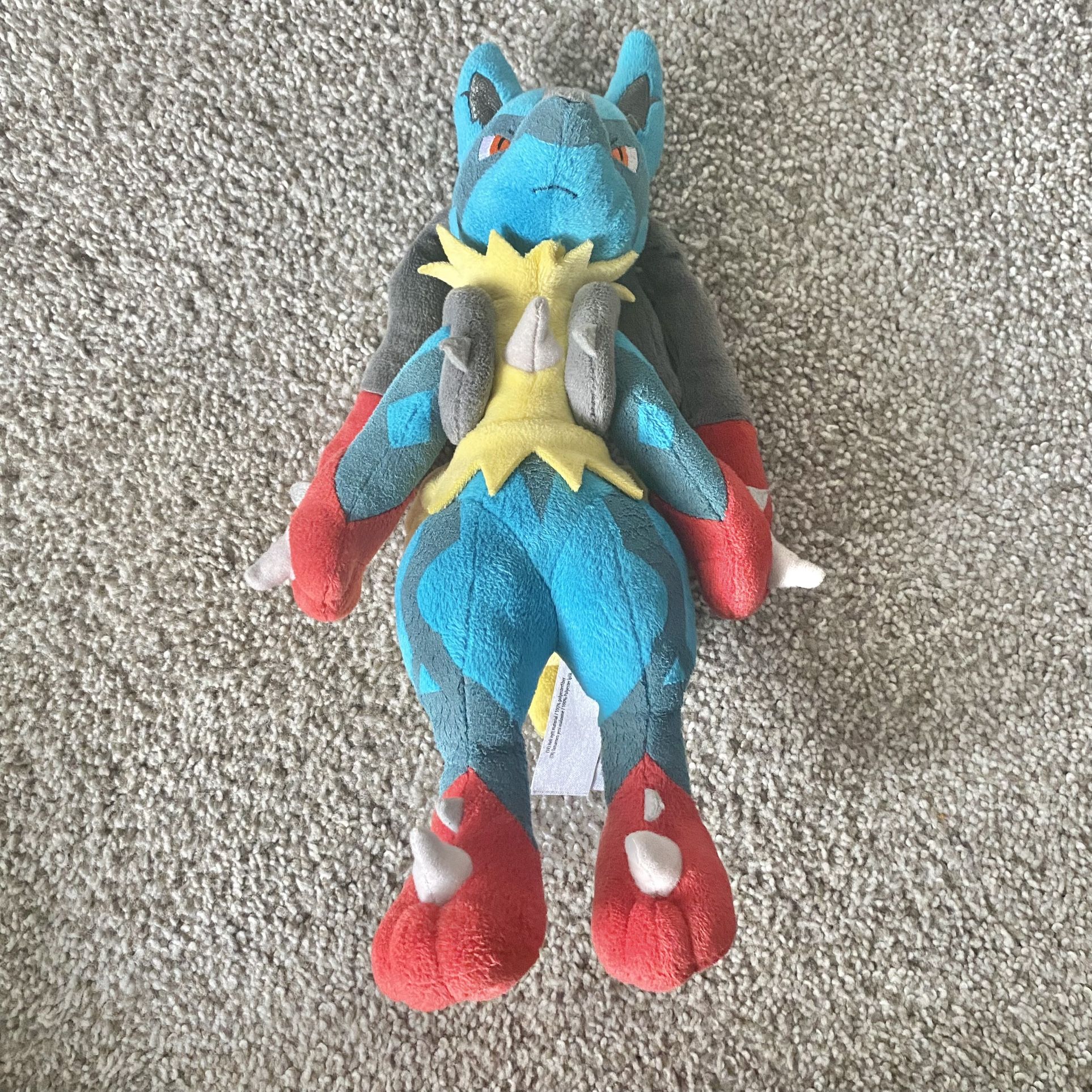 POKÉMON CENTER MEGA LUCARIO PLUSH 2014