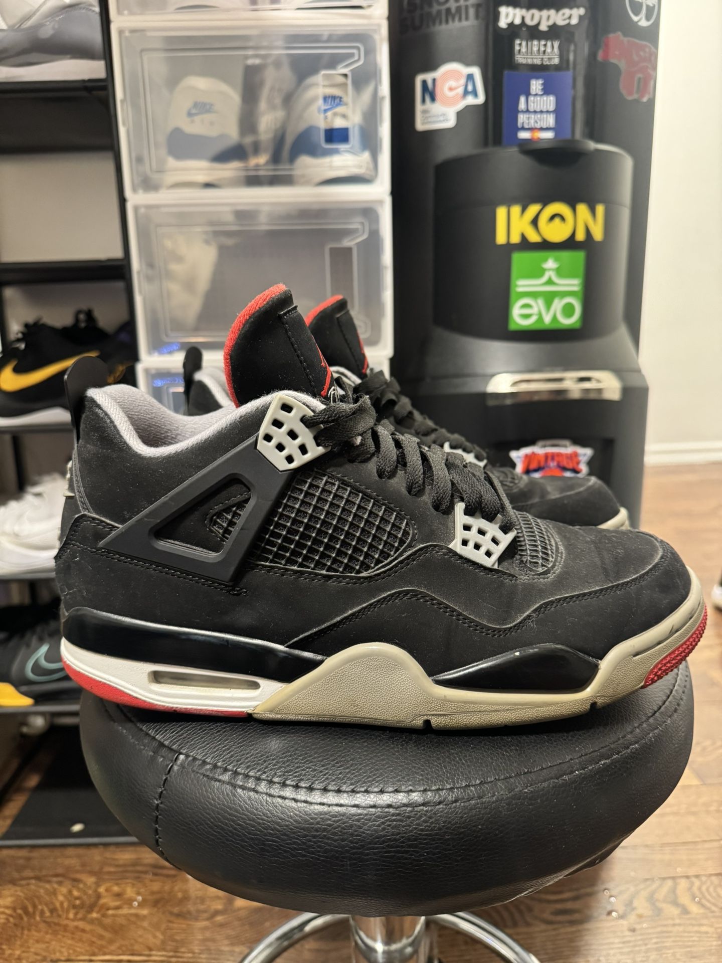 Jordan 4 Retro “Bred” 2019 10.5