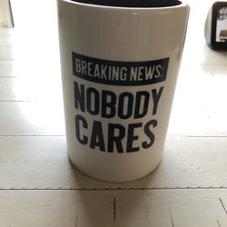 Make Up Brush Holder 