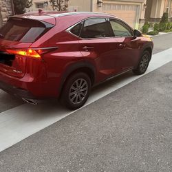 2019 LEXUS NX- 37000 miles. GREAT CONDITION