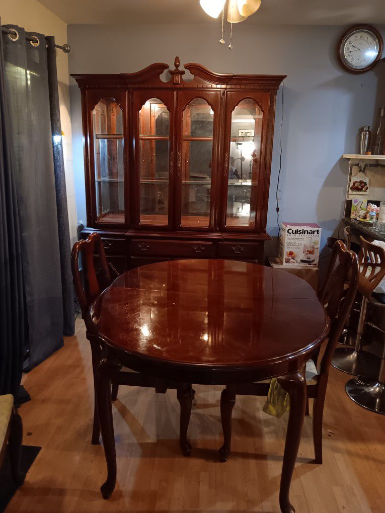 Antique Cherry Wood CHINA HUTCH and Matching dining Table. Plus 4 Matching  chairs for Sale in Monterey Park, CA - OfferUp