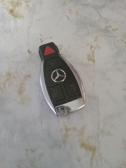 Mercedes C240 Key