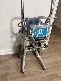 Paint sprayer machine