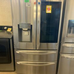LG LMXSS InstaView 27.6-cu ft Refrigerator NQ B