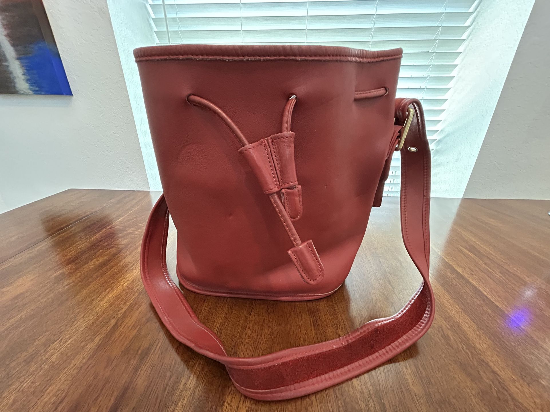 Vintage Coach leather bucket bag