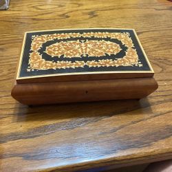 Vintage Italian Inlaid Music Box plays "Dr Shivago" Swiss Movement