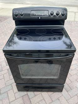 GE 5 Burner Glass Top Range/Stove and Oven Black