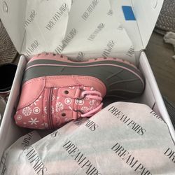 Girls Snow Boots Brand New 3