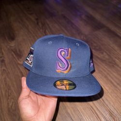 Fitted hats 7 1/2 