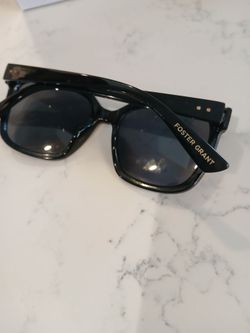Sunglasses. FOSTER GRANT