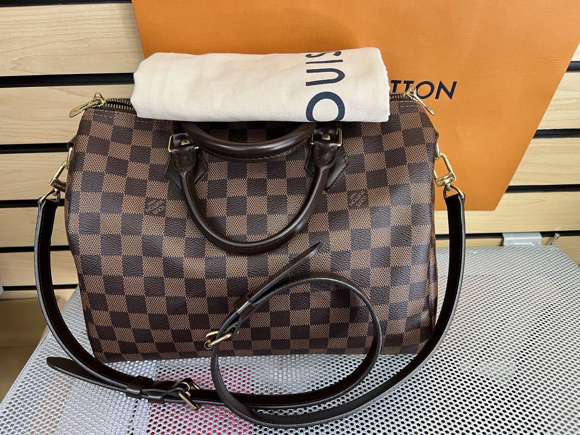 Louis Vuitton Speedy BandouliÈre 30 Damier Ébène Canvas Shoulder Bag
