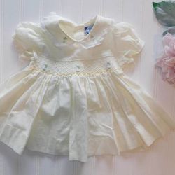 Vintage Carriage Boutiques Baby Girls 3 Month Yellow Smocked Dress