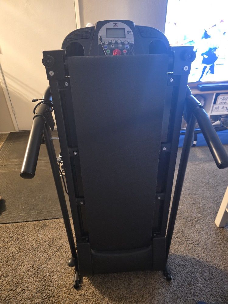Zelus Treadmill