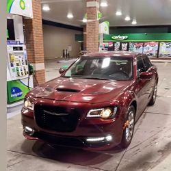 2018 Chrysler 300
