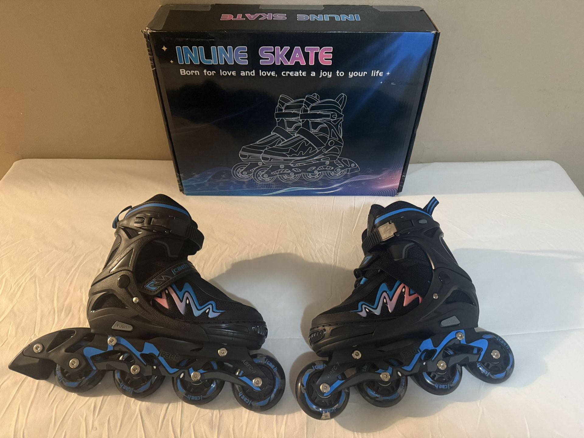 Inline Roller Skates For Kids .. Light Up Skates …size 1Y To 4Y