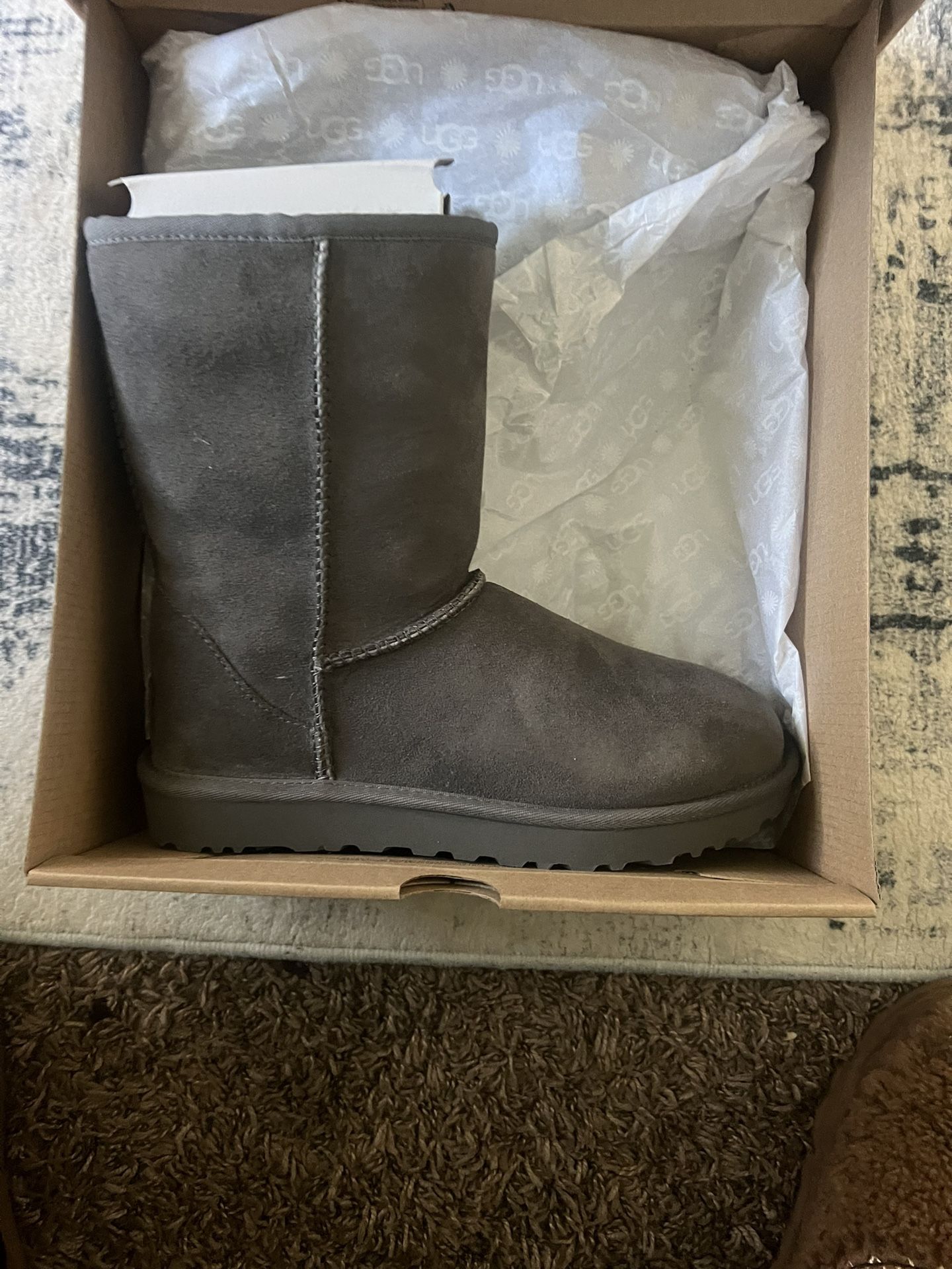 Classic Short Grey all UGG