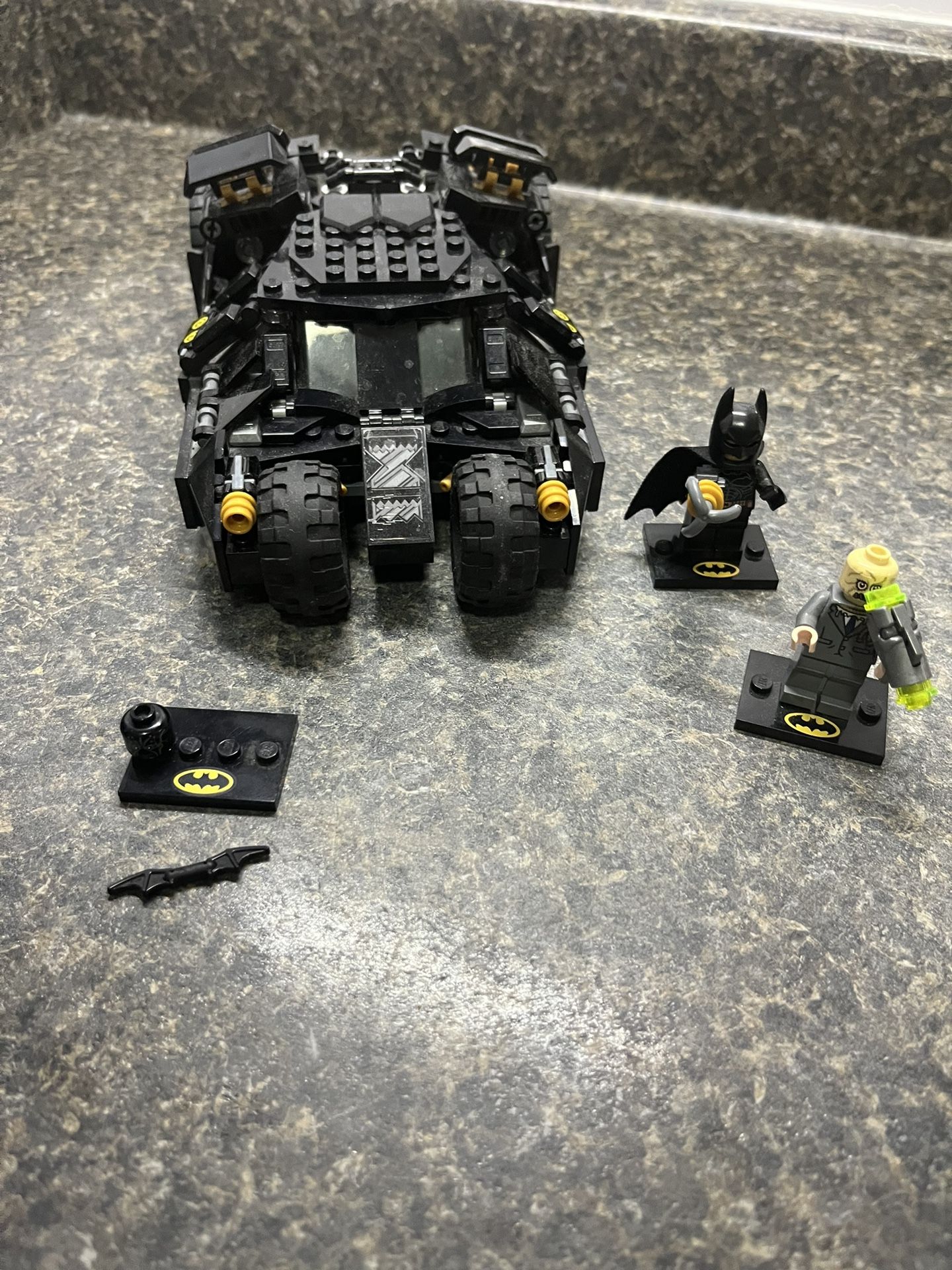 LEGO DC Batman Batmobile Tumbler: Scarecrow Showdown 76239